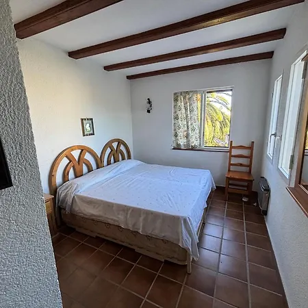 Arenes Primera Linea De Playa Appartement